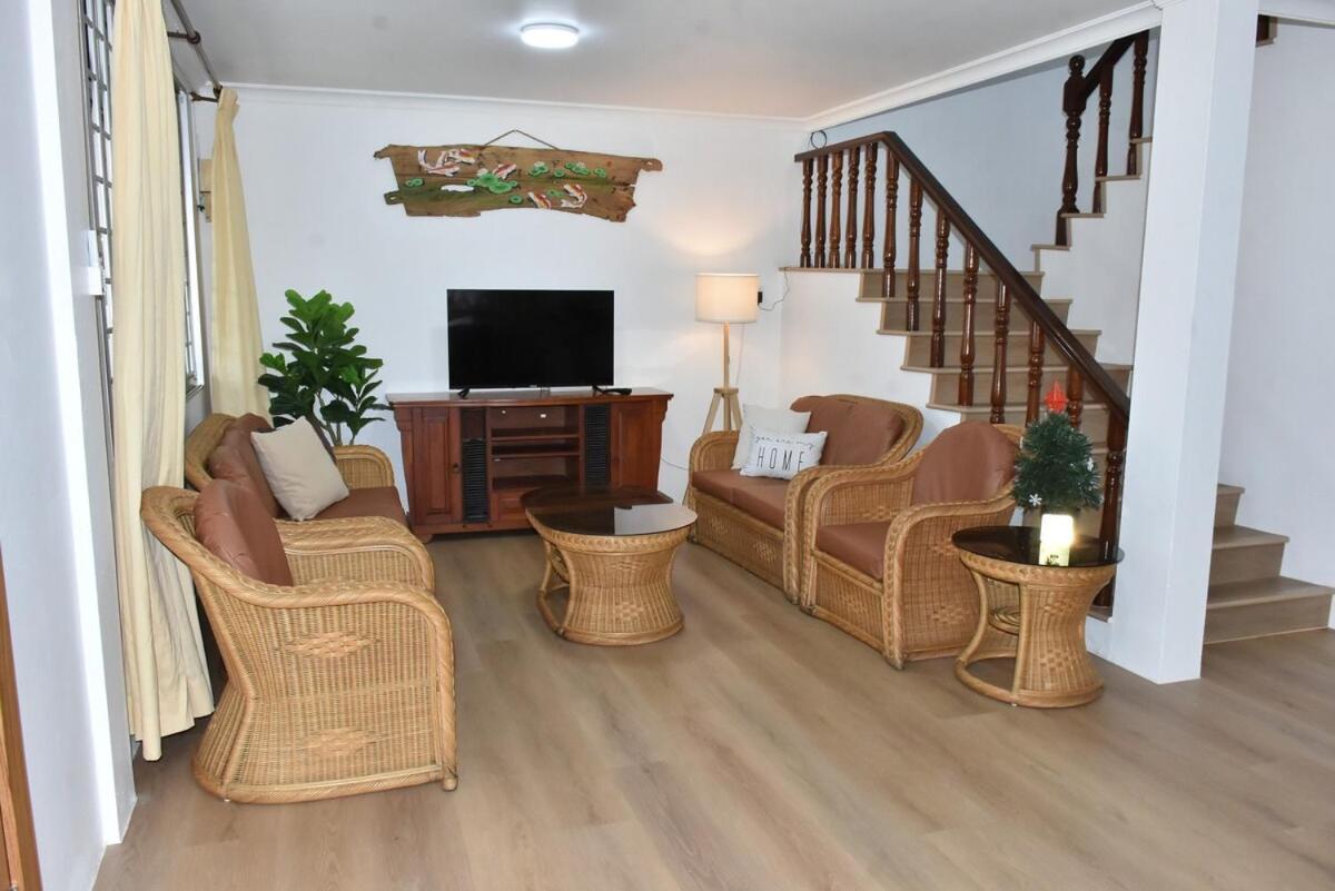 Rain Tree Homestay Bintulu Zewnętrze zdjęcie